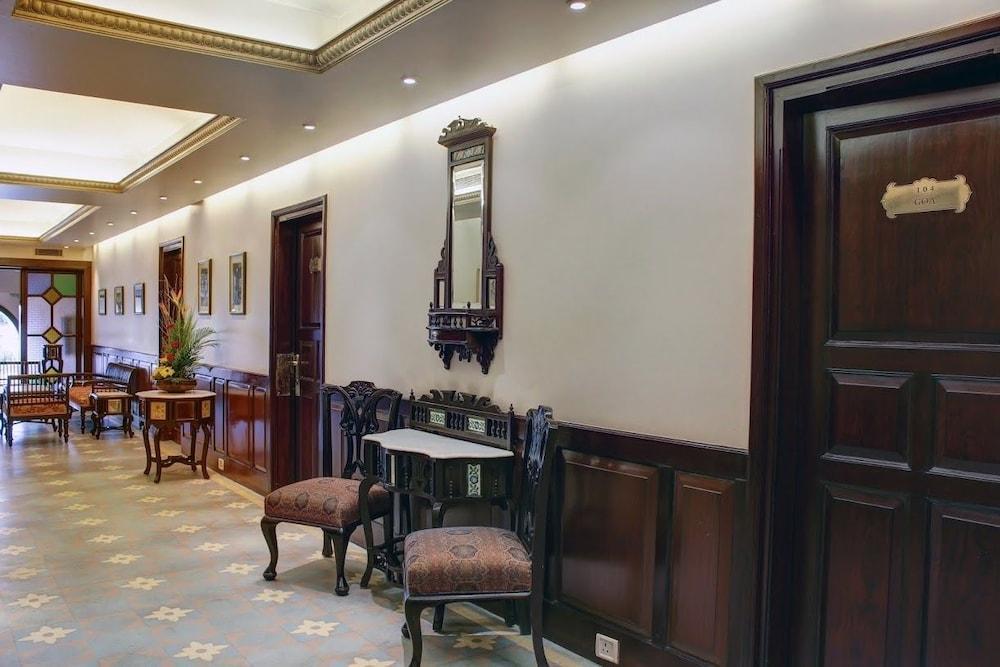 Palace On Ganges - Heritage 3*