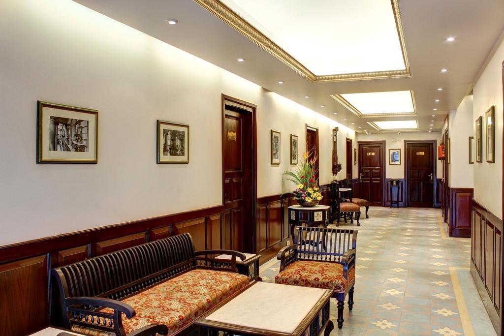 Palace On Ganges - Heritage