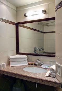 Hotel Palace On Ganges - Heritage Varanasi